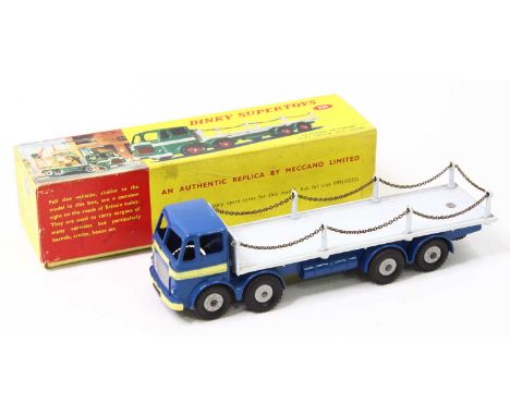 Dinky Toys, 935, Leyland Octopus flat truck with chains, rare version with blue cab and chassis, yellow cab flash, pale grey 