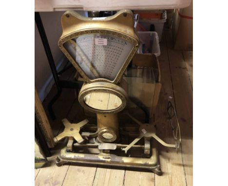 A large set of vintage gilt metal and brass shop scales made by The Automatic Scale Co. Ltd. with central mirror panel and gl