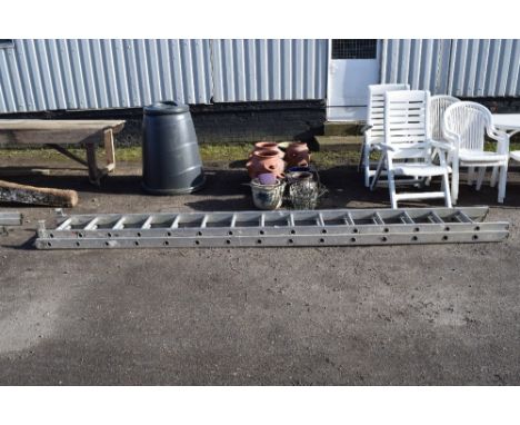 An aluminium extending ladder