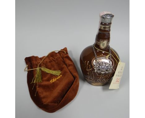 A BOTTLE OF ROYAL SALUTE SCOTCH WHISKY BY CHIVAS BROTHERS LTD, 21years, the ceramic bottle by Spode