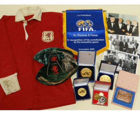 ITEMS RELATING TO WELSH FOOTBALLER & FORMER FAW PRESIDENT THE LATE, THOMAS R 'TOMMY' FORSE  Including a 1930s red Wales Amate