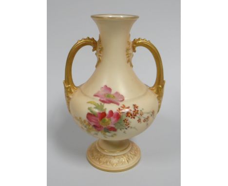 A SMALL ROYAL WORCESTER BLUSH VASE with twin-handles on a circular foot and the body painted with flowers, date mark for 1900