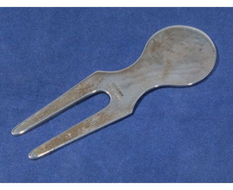 Golfing interest - boxed sterling  silver .925 New England divot repair tool, fully stamped.