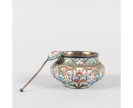 A SMALL RUSSIAN SILVER AND ENAMEL CIRCULAR SALT, 6cms diameter, marks 88 and others.