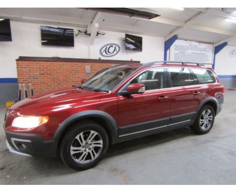 Make &amp; Model: Volvo XC70 SE D4 AWDDate of Reg: WX63 YNLColour: Redcc: 2400MoT: 03-10-2021Fuel Type: DIESELMileage: 116kTr