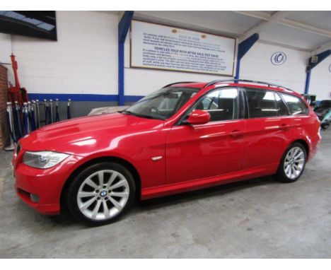 Make &amp; Model: BMW 318I SEDate of Reg: AF10 XPGColour: Redcc: 1995MoT: 02-11-2021Fuel Type: PETROLMileage: 165kTransmissio