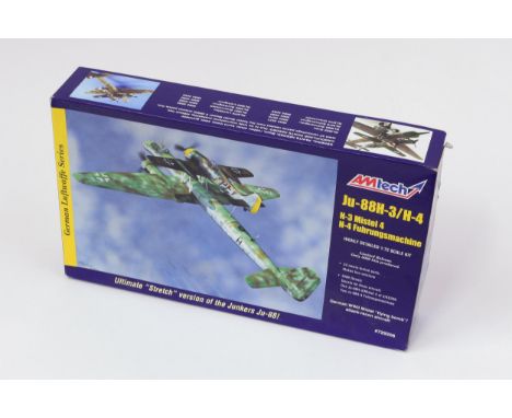 Model Making, Aviation Interest, The Late John Burgess Collection of Model Kits  - an AMtech 1:72 scale #729206 Ju-88H-3/H-4,