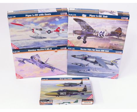 Model Making, Aviation Interest, The Late John Burgess Collection of Model Kits - Mister Hobby Kits Craft 1:72 scale kits, co