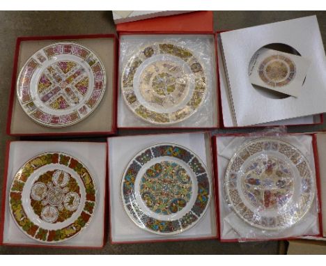 Five Spode collectors plates, Lindisfarne, Kells, Durrow, Durham, St Gall, boxed
