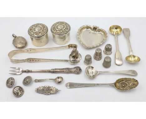 Pair of Victorian silver cylindrical boxes Birminham 1900, pickle fork, condiment spoon, salt spoons, brooch, thimbles hallma