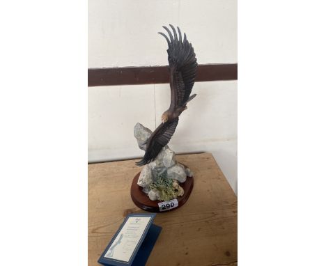  Sale Item:    LTD EDT BFA ORNAMENT LORD OF THE GLEN &amp; CERT 26-950 DAMAGED (AF)  Vat Status:   No Vat   Buyers Premium:  