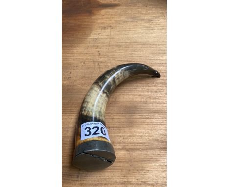 Sale Item:    POWDER HORN &amp; BRASS KETTLE (AF)   Vat Status:   No Vat   Buyers Premium:  This lot is subject to a Buyers 