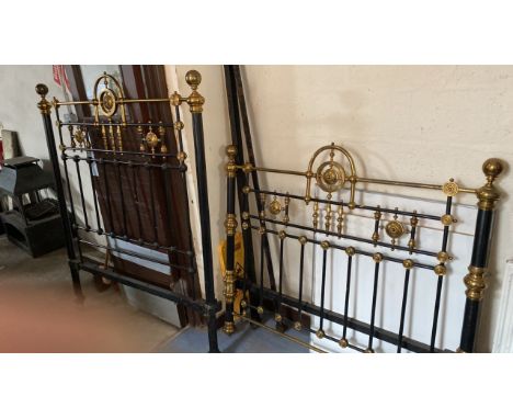  Sale Item:    BRASS &amp; METAL 4'6" BED FRAME- 1 CASTOR MISSING (AF)  Vat Status:   No Vat   Buyers Premium:  This lot is s