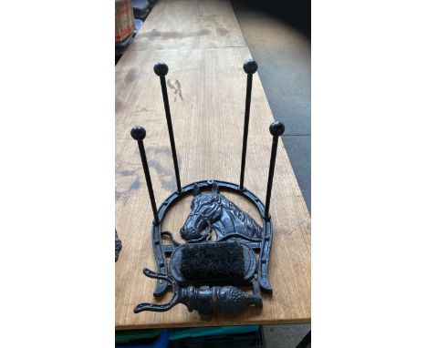  Sale Item:    METAL REPRO HORSE HEAD BOOT CLEANER / PULLER  Vat Status:   No Vat   Buyers Premium:  This lot is subject to a