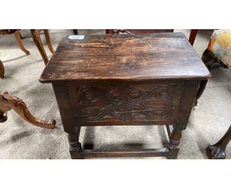  Sale Item:    OAK STORAGE STOOL (AF)   Vat Status:   No Vat   Buyers Premium:  This lot is subject to a Buyers Premium of 15