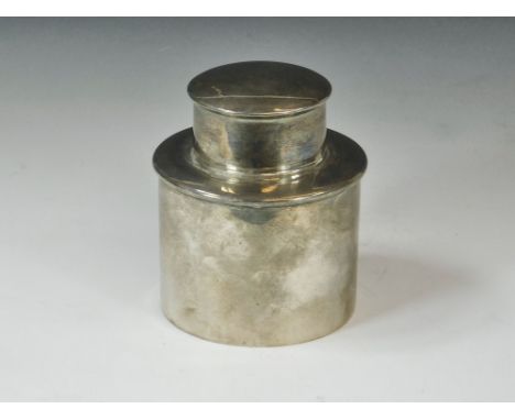 SILVER CADDY. A Chester silver tea caddy, 1905. Height 9cm.  Please note that all items in this auction are previously owned 