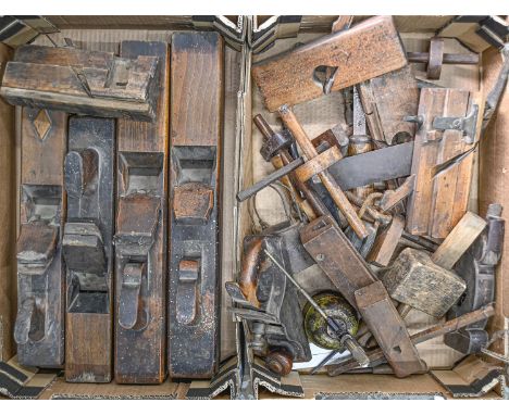 Miscellaneous wood and metal planes, including a sash fillister, wood and other tools, etc  used condition