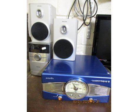 CLASSIC RADIO PROLECTRIC TOGETHER WITH A SMALL PHILIPS MINI SYSTEM (2)