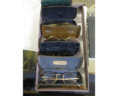 QUANTITY OF VINTAGE SPECTACLES