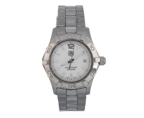 TAG HEUER AQUARACER, STAINLESS STEEL QUARTZ WRIST WATCH the mother of pearl dial with baton and Arabic hour markers, 28mm cas