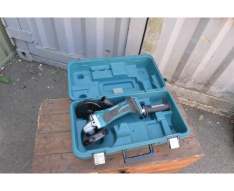 Makita Grinder -  no battery 