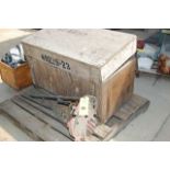 Ridgid #40A Tristand, (1) Crate Robertshaw #4203 Valve, SS, Flange