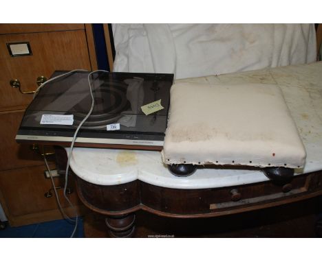 Bang &amp; Olufsen record player Beogram 2202 plus square footstool.