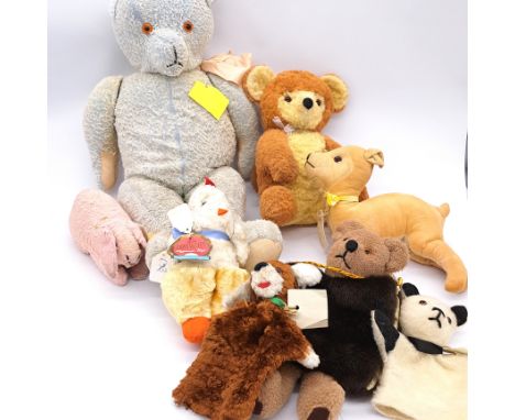 Assortment of vintage teddy bears/toys, including Chad Valley 1940s velveteen deer, mohair/artificial silk 1960s hand puppets