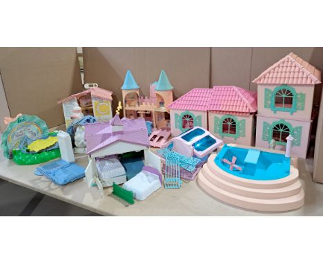 My Little Pony Vintage Castle and others including, stable, house, grooming parlor plus others, Fair to Fair Plus, would bene
