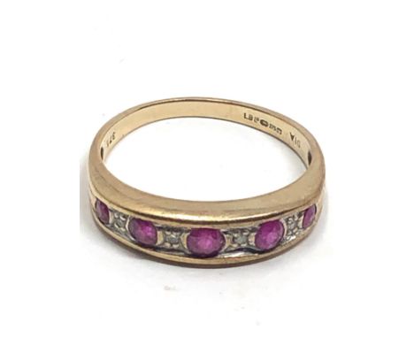 9ct gold diamond &amp; ruby  ring (1.9g) 