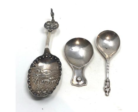 3 antique silver spoons inc 2 tea caddy spoons &amp; embossed continental silver spoon 