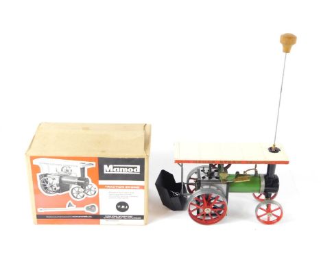 A Mamod traction engine TE1, boxed.