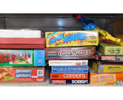 Games and toys, including Waddington's Dark World, The Game of Peterborough, Screwball Scramble, Kongo Bongo, and an Aiercol 