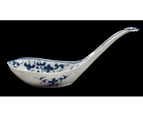An early Worcester blue and white pierced spoon, circa 1770, 'Maltese Cross Flower' pattern, after a Chinese original, 13cm l