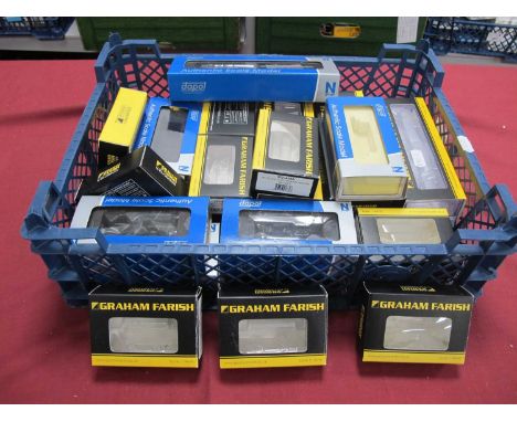 Approximately Twenty Five Empty Boxes for N Gauge Locomotives and Rolling Stock. Graham Farish and Dapol Noted.