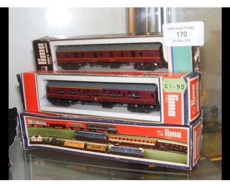 Five boxed N gauge coaches by Lima 