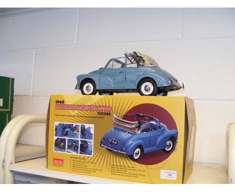 A 1960 Morris Minor 1000 Tourer model by Sun Star  CONDITION REPORTscale 1:12