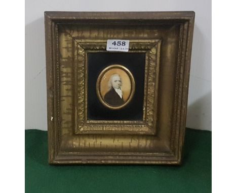Small oval Pastel Portrait of a Regency Gent wearing a white cravat, in a moulded gilt frame (possibly mid 1950’s), total siz