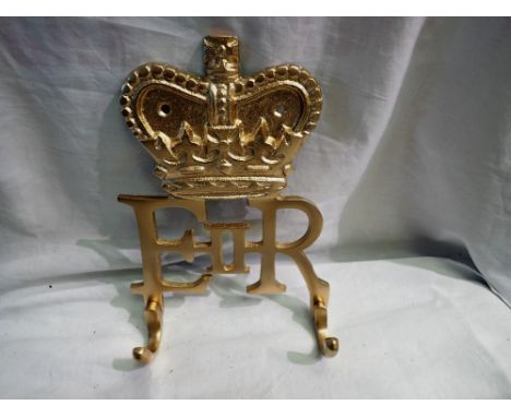 Aluminium EII R key/coat hook. UK P&amp;P Group 1 (£16+VAT for the first lot and £2+VAT for subsequent lots) 