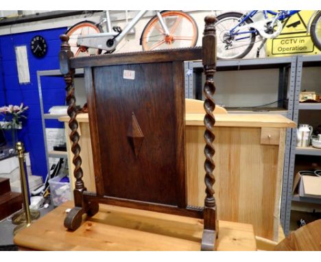 Victorian oak spindle-back chair with an oak firescreen (2). Not available for in-house P&amp;P 