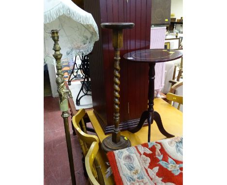 Vintage brass and onyx standard lamp with cherub detail and shade, barley twist smoker's companion, red floral rug, modern st