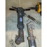 Terex hydraulic anti-vibe breaker CW93118