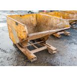 Steel fork lift tipping skip 5552