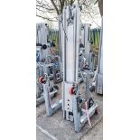 Sumner 2010 manual hoist c/w forks S/N: 9459 ** Parts missing **