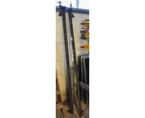 Two metal sash clamps. (2)(B.P. 21% + VAT) 