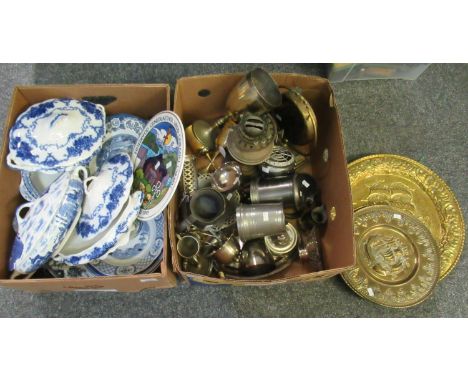 Box of mainly blue and white china to include; lidded tureens, various plates including; 'Old Willow' Alfred Meakin, Old Chel