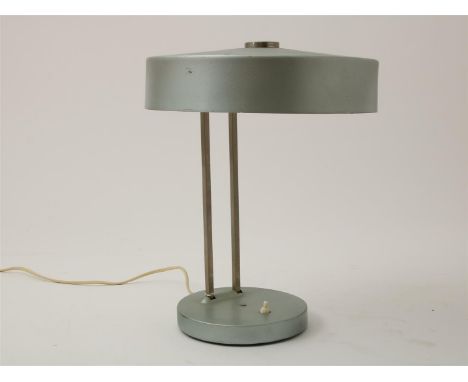 Grijs metalen lamp, ontwerpChristiaan Dell voor de firma Kaiser Leuchten, Mid-century, jaren 60, hoogte 41 cm. (kap met deukj