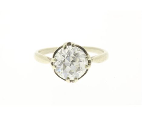 Witgouden solitair ring bezet met diamant jaren '30&nbsp;slijpsel, circa 2.5 ct., H/I, Si2, gezet gemeten en gewaardeerd. 