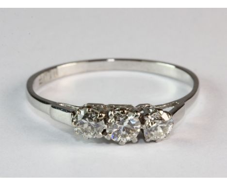 A platinum and 3 diamond ring ( R)