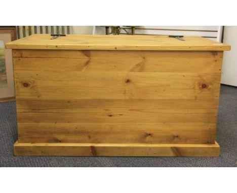 A pine trunk 95cm x 50cm x 52cm